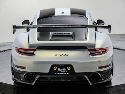 Used 2018 Porsche 911 GT2 RS w/ Weissach Package RWD image 16