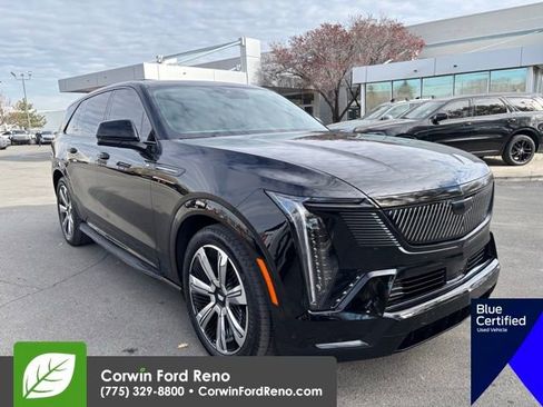 Used 2025 Cadillac Escalade IQ Luxury 2 image 2