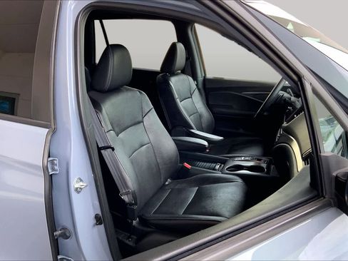 Used 2023 Honda Passport EX-L image 9