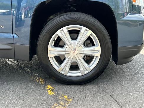 Used 2017 GMC Terrain SLE AWD/4WD image 30