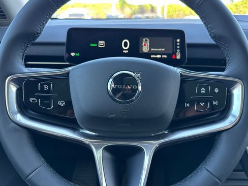 New 2025 Volvo EX90 Plus AWD/4WD image 21
