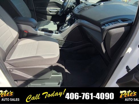 Used 2016 Ford C-MAX SE image 15