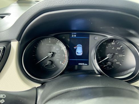 Used 2022 Nissan Rogue Sport SL w/ Premium Package image 20