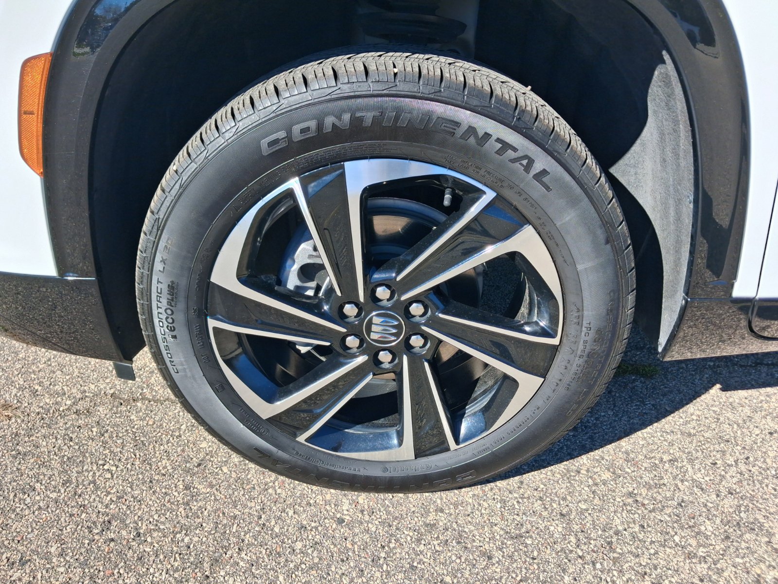 Used 2026 Buick Enclave Sport Touring AWD/4WD image 9