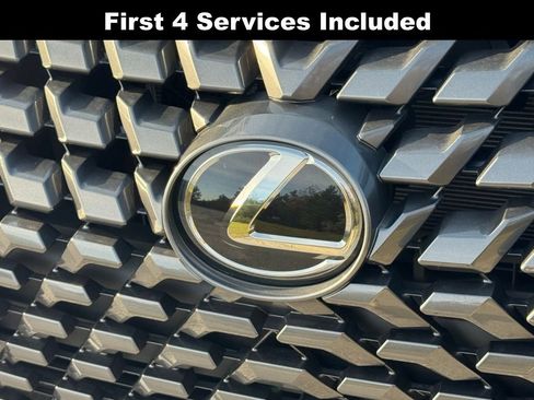 Used 2023 Lexus GX 460 Premium w/ Premium Package image 7