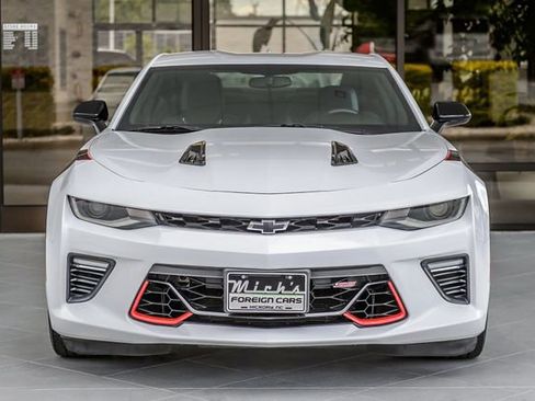 Used 2018 Chevrolet Camaro SS w/ Redline Edition RWD image 5