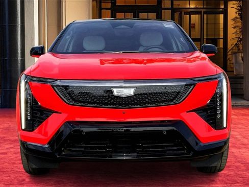 New 2026 Cadillac Optiq Sport 1 image 3