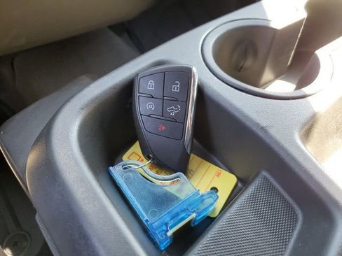 Used 2022 Chevrolet Silverado 1500 LT image 16