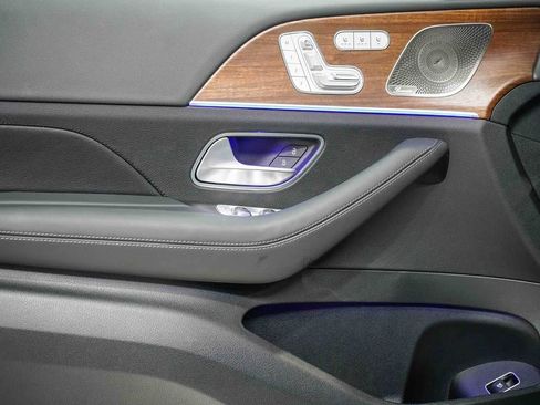 New 2025 Mercedes-Benz GLE 450 GLE 450 image 21