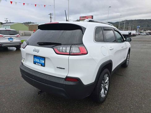 Used 2021 Jeep Cherokee Latitude Plus image 5