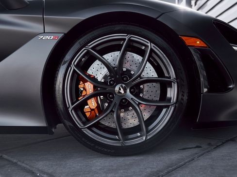 Used 2020 McLaren 720S image 26