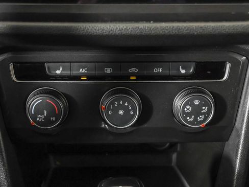 Used 2024 Volkswagen Tiguan Wolfsburg Edition AWD/4WD image 31