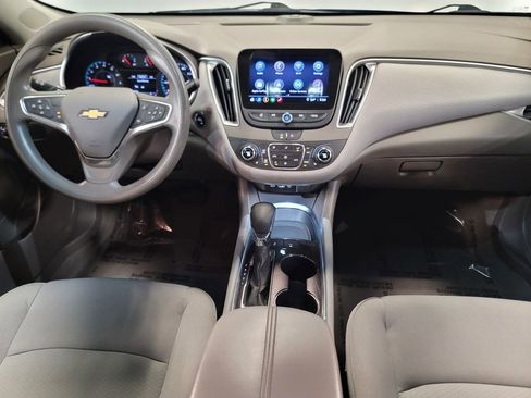 Used 2022 Chevrolet Malibu LT image 19