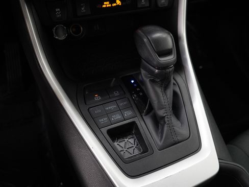 Used 2023 Toyota RAV4 XLE w/ Convenience Package image 21