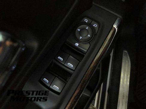 Used 2022 Chevrolet Silverado 3500 LT w/ Convenience Package AWD/4WD image 24