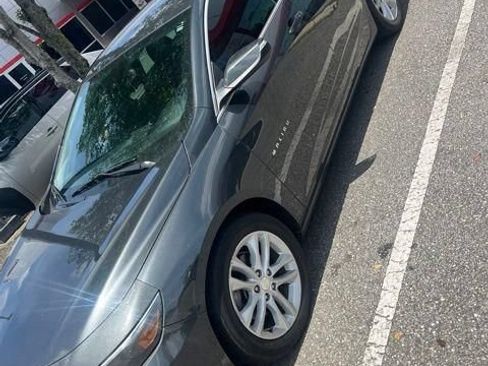 Used 2018 Chevrolet Malibu LT FWD image 6