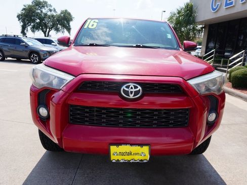 Used 2016 Toyota 4Runner SR5 Premium image 2