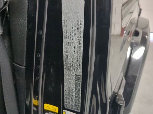 Used 2022 Jeep Wrangler Unlimited Sahara w/ Cold Weather Group image 20