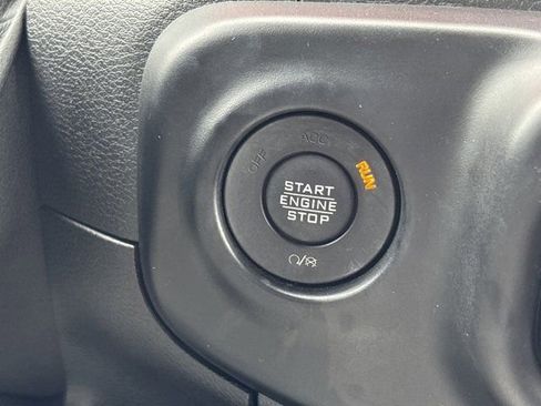 Used 2020 Jeep Wrangler Unlimited Rubicon AWD/4WD image 32