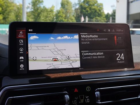 Used 2023 BMW X4 xDrive30i AWD/4WD image 51