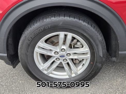 Used 2024 Ford Explorer XLT w/ Equipment Group 202A AWD/4WD image 22
