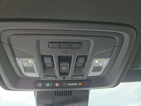 Certified 2025 Chevrolet Silverado 1500 ZR2 w/ Technology Package AWD/4WD image 23