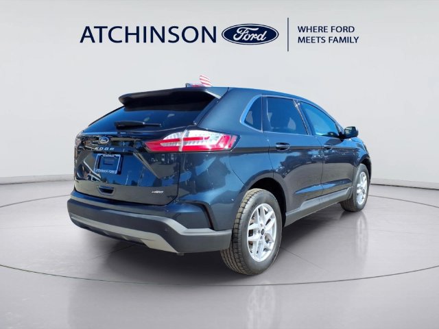 Certified 2024 Ford Edge SEL w/ Convenience Package AWD/4WD image 5