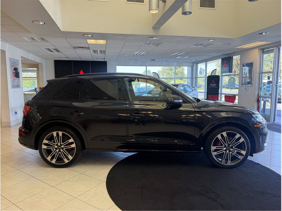 Used 2020 Audi SQ5 Premium Plus w/ Premium Plus Package AWD/4WD image 4