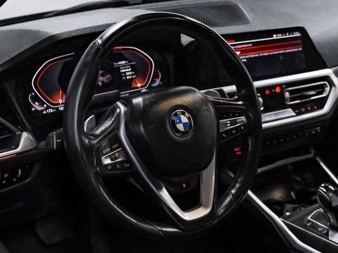 Used 2019 BMW 330i xDrive Sedan w/ Convenience Package image 14