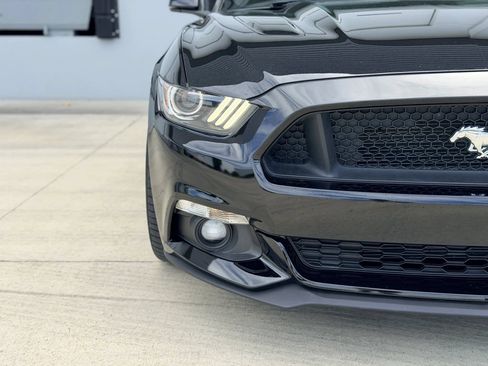 Used 2015 Ford Mustang GT Premium RWD image 9