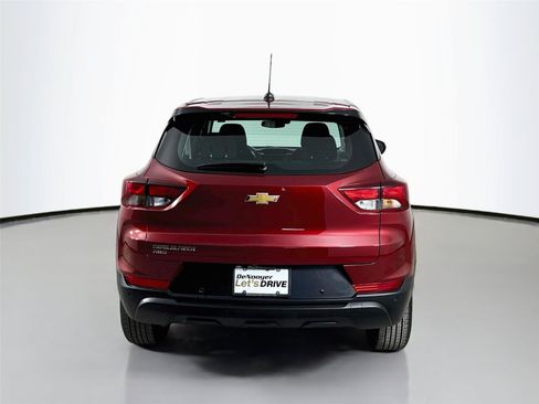Used 2022 Chevrolet TrailBlazer LS AWD/4WD image 8