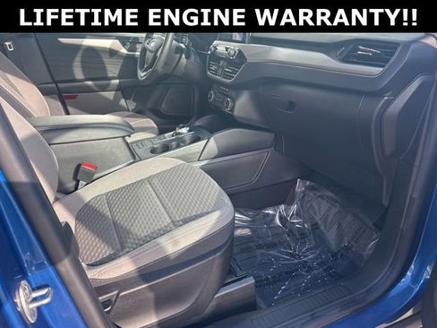Used 2022 Ford Escape SE image 36