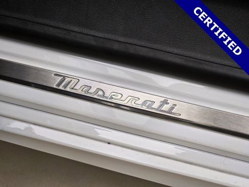Certified 2024 Maserati Grecale GT AWD/4WD image 34