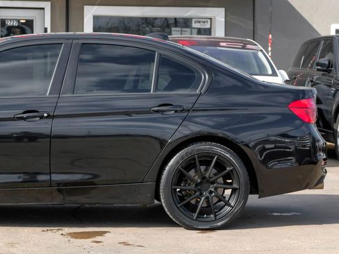 Used 2018 BMW 320i Sedan image 18