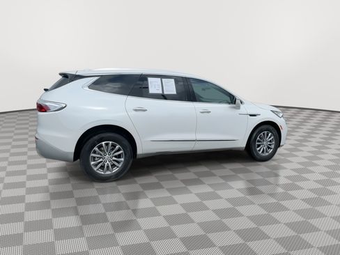 Certified 2024 Buick Enclave Essence image 8