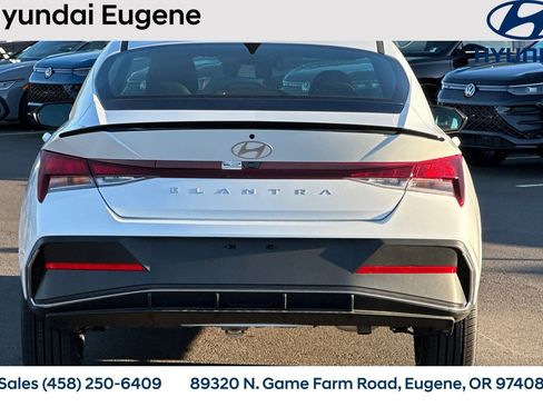 New 2025 Hyundai Elantra Sport image 5