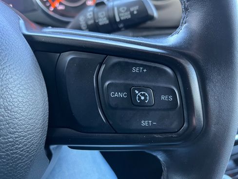 Used 2018 Jeep Wrangler Sport image 20