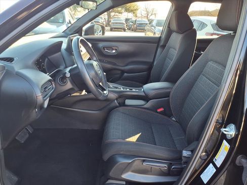 Certified 2024 Honda HR-V Sport image 16