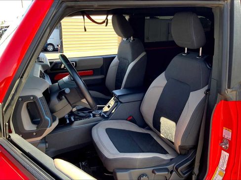 Used 2022 Ford Bronco Wildtrak image 26