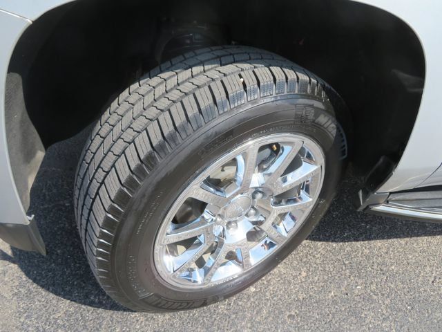 Used 2019 GMC Yukon Denali w/ Open Road Package AWD/4WD image 9