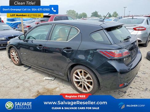 Used 2013 Lexus CT 200h w/ Premium Pkg w/Navigation FWD image 3