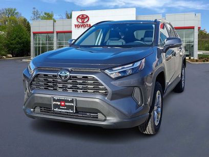 New 2025 Toyota RAV4 XLE