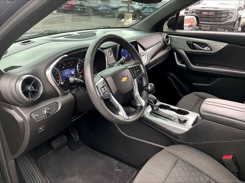 Used 2022 Chevrolet Blazer LT image 8