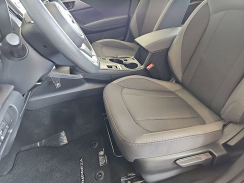 Certified 2025 Subaru Impreza 2.0i image 19