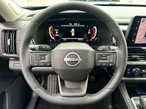 New 2026 Nissan Pathfinder Platinum image 23