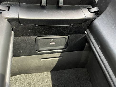 Certified 2025 Mercedes-Benz CLE 300 4MATIC Coupe image 25