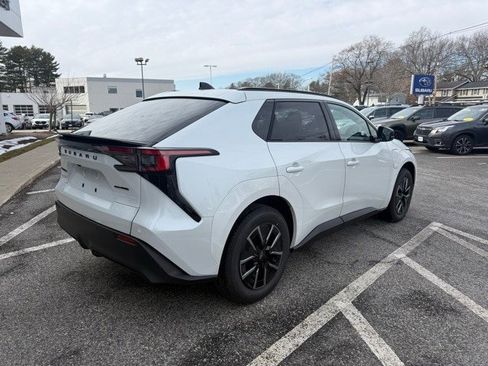 New 2026 Subaru Solterra Premium image 5