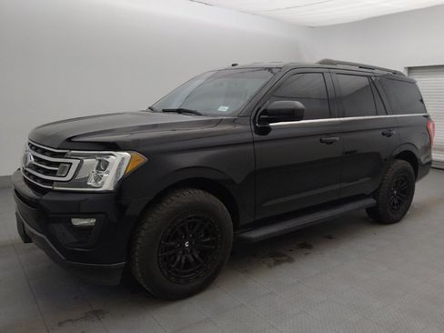 Used 2019 Ford Expedition XL image 2