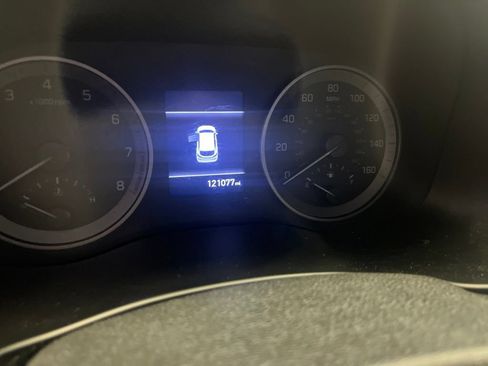 Used 2019 Hyundai Tucson Value FWD image 5