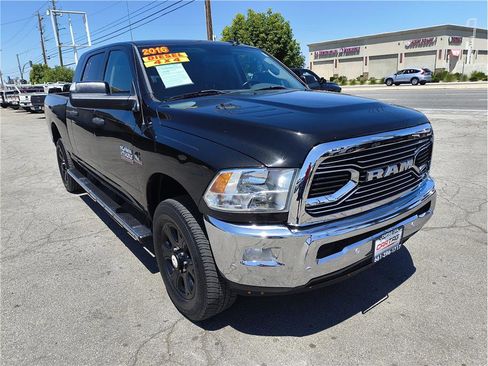 Used 2016 RAM 2500 Big Horn AWD/4WD image 3